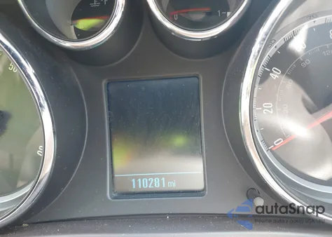 2013 Buick Regal Turbo - Premium 1 z USA, uszkodzony, nr VIN 2G4GS5EV1D9194216